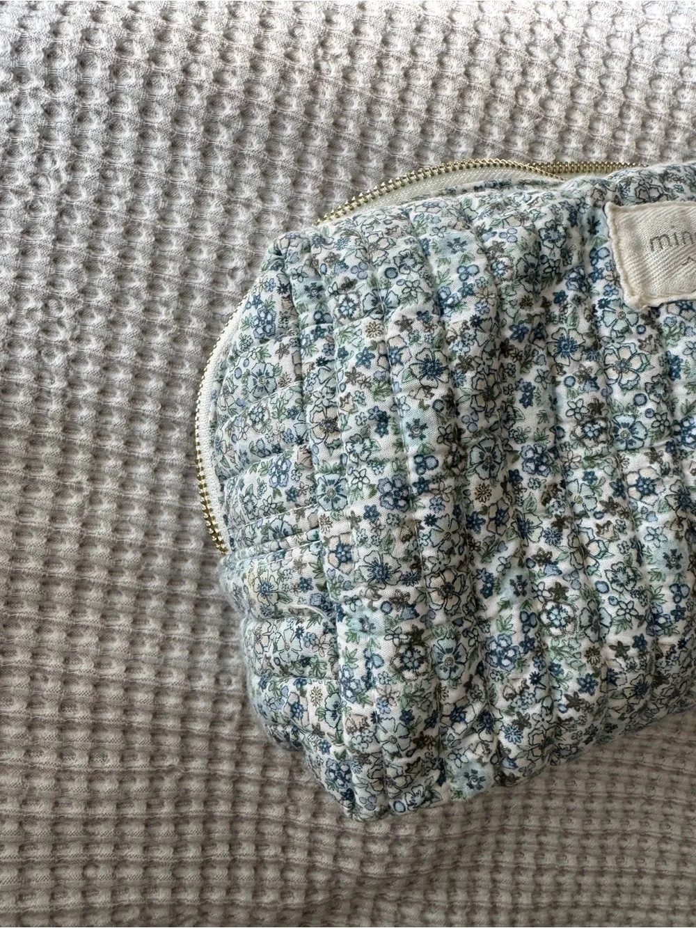 Minnow Floral Quilted Kids Travel Pouch